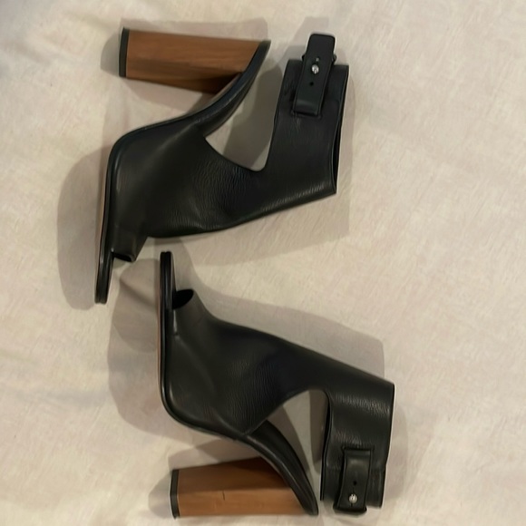 Vince "Addie" booties sandals sz 7.5 black leather - Picture 4 of 9